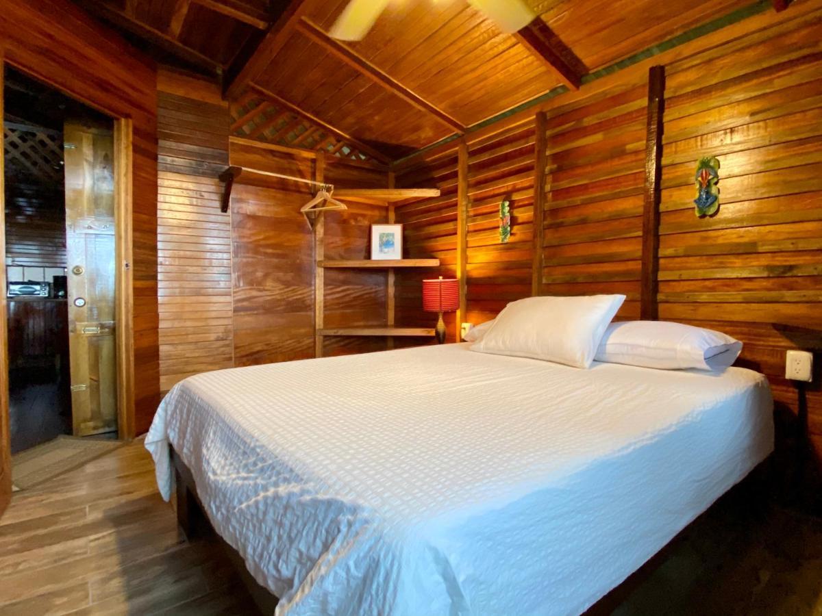 Pacific Edge Eco Lodge Dominical Dış mekan fotoğraf